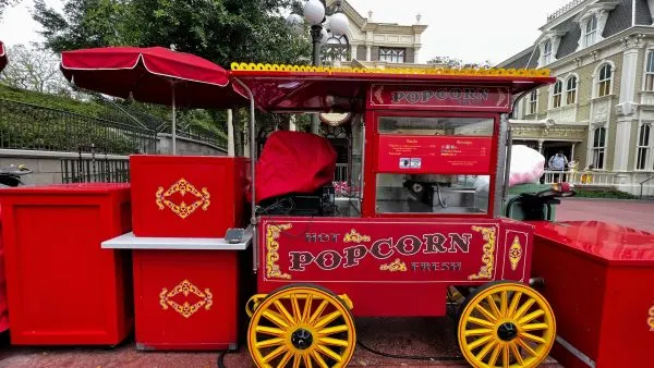popcorn cart on main street usa at magic kingdom