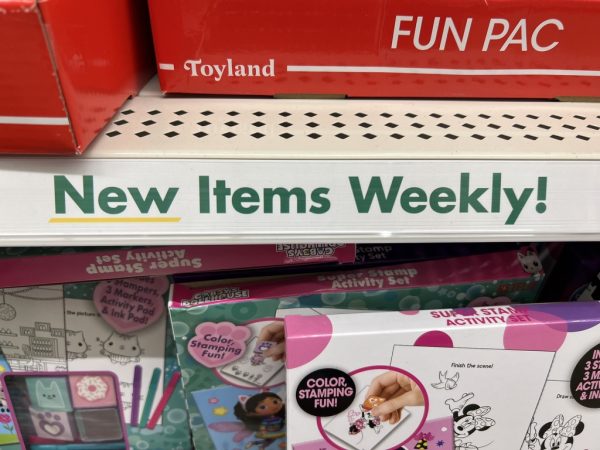 Dollar Tree sign New Items Weekly