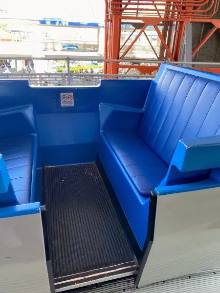 ride vehicle for peoplemover