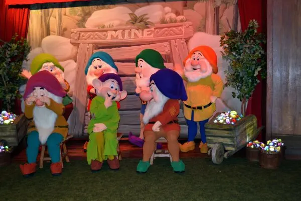 seven dwarfs at mickey's not so scary halloween party