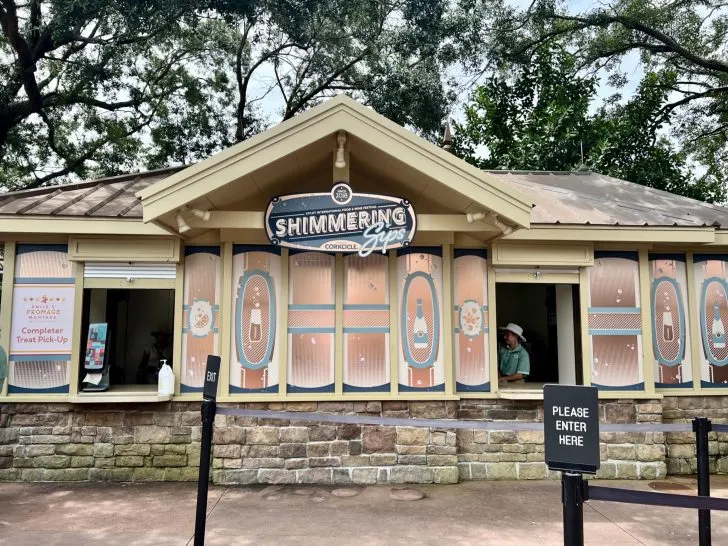 Shimmering Sips Menu & Review (2023 Epcot Food & Wine Festival)