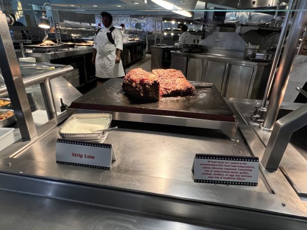 strip loin at hollywood and vine lunch buffet