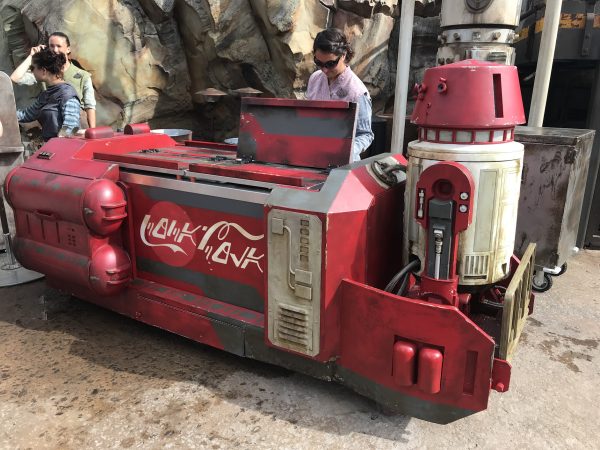 drink cart with orb beverages galaxy's edge