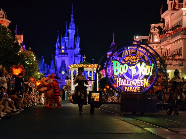 Strategy & Tips for Watching Mickey’s Boo-to-You Parade