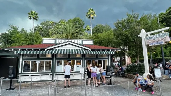 hollywood scoops hollywood studios