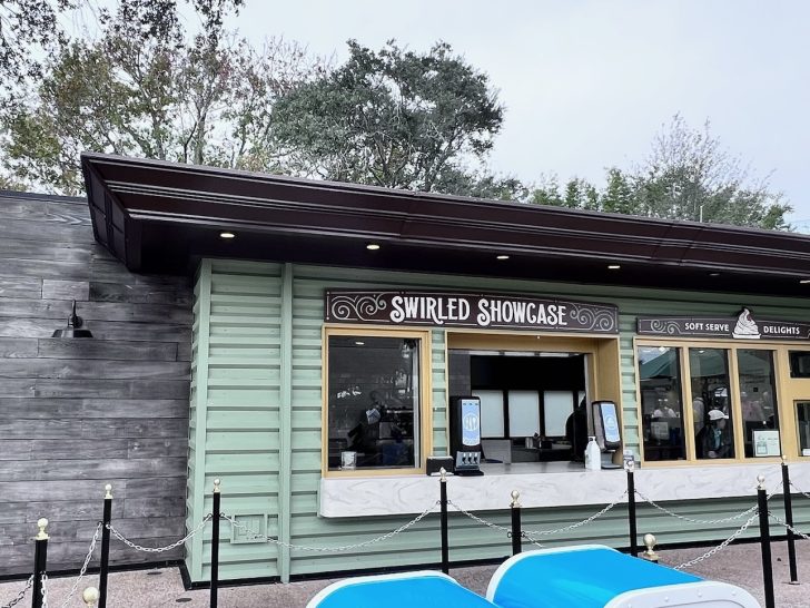 Swirled Showcase booth