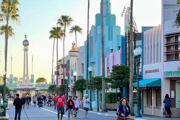 hollywood boulevard during early entry