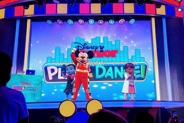 Disney Jr Play and dance