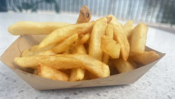fries - yorkshire county fish shop - epcot united kingdom