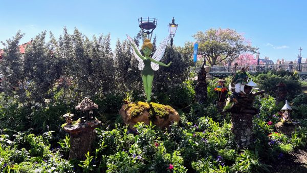 tinker bell topiary at epcot flower and garden festival