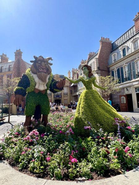 belle and the beast topiaries