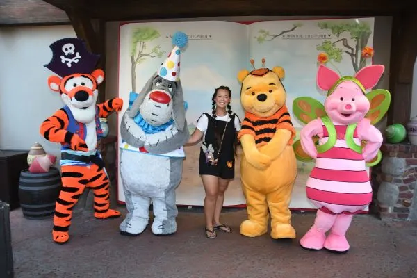 Pooh and Friends mickey's not so scary halloween party