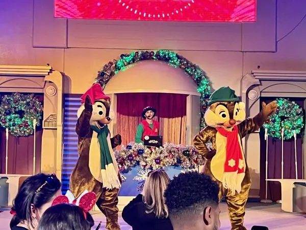 chip and dale at mvmcp's club tinsel