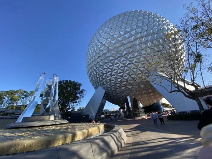Complete Guide to Spaceship Earth at Epcot